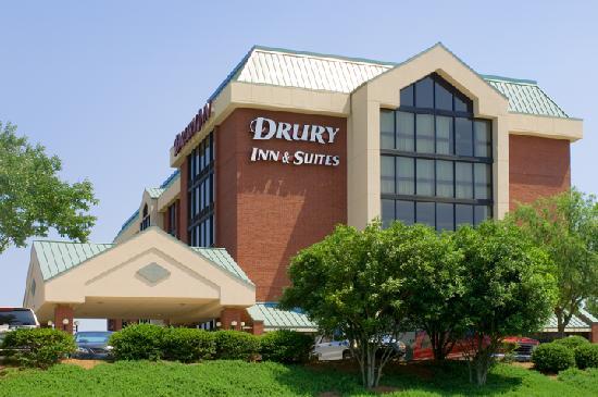 Drury Inn & Suites
